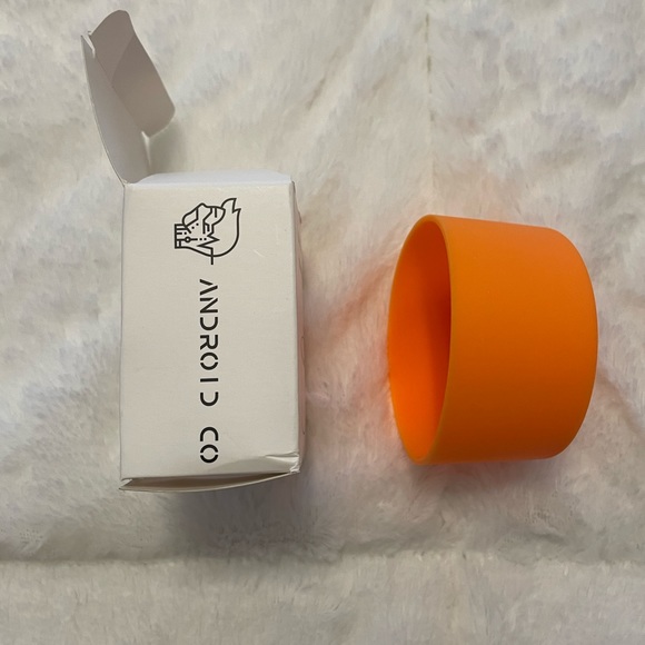 Stanley Cup Orange Silicone Boot - Picture 3 of 5